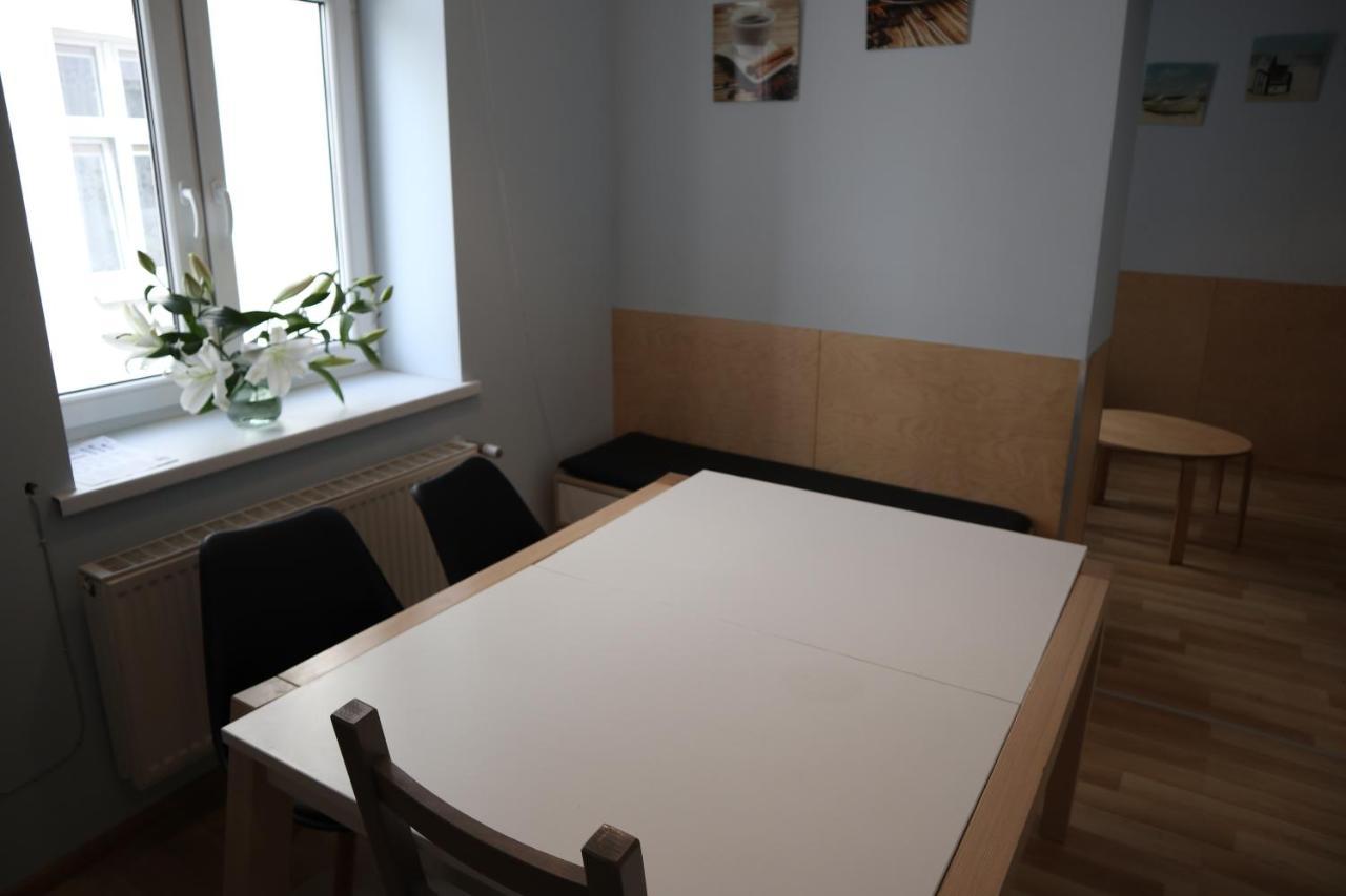 One More Night Apartment, Poznan Old Town Экстерьер фото